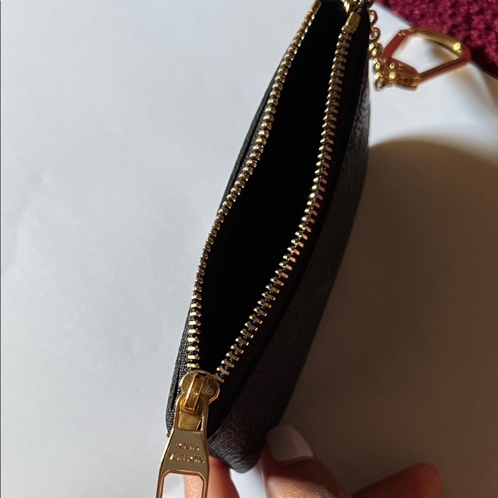 Louis Vuitton Black Monogram Key Holder with Gold Accent - Picture 6 of 10